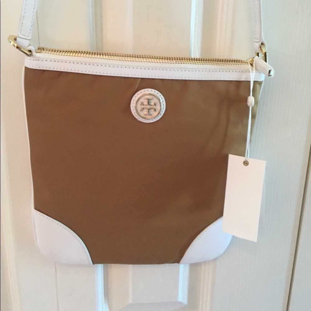 NWT Tory Burch nylon swing pack